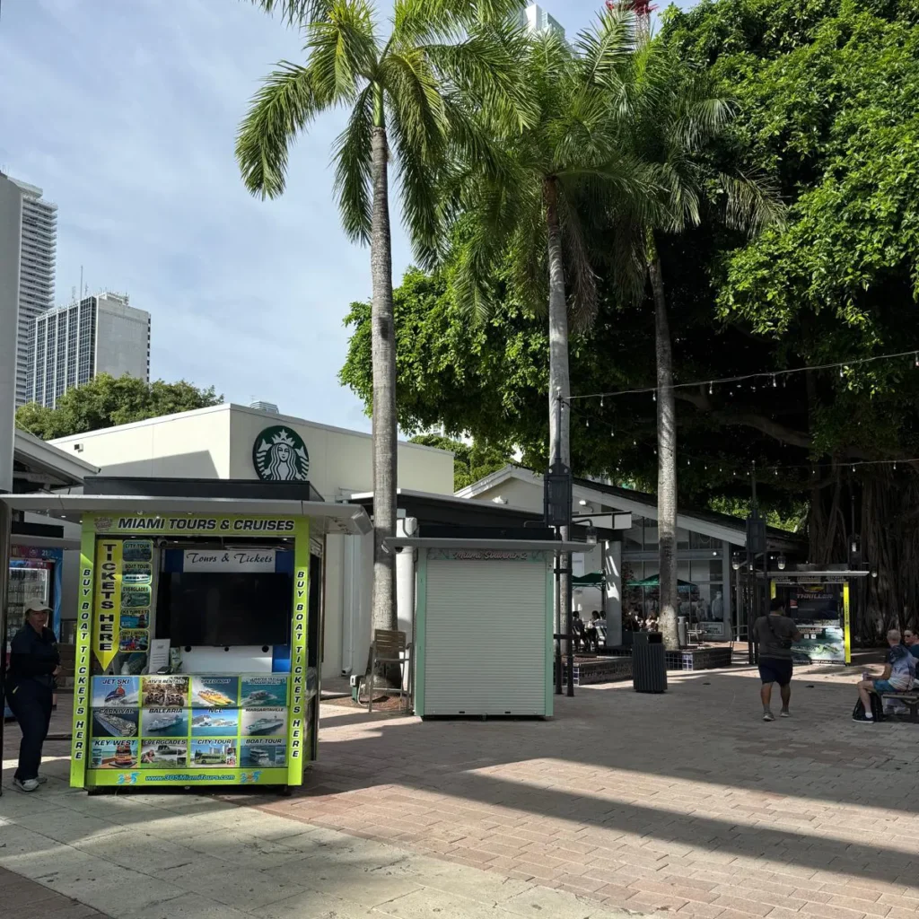 Bayside-sq-5